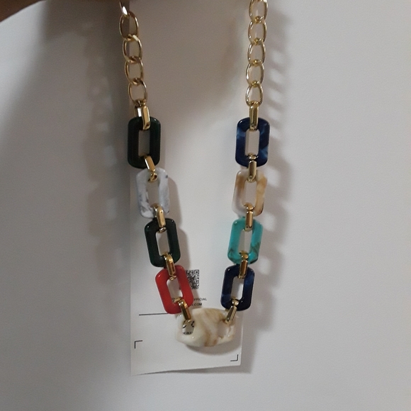 Necklace - Picture 2 of 3